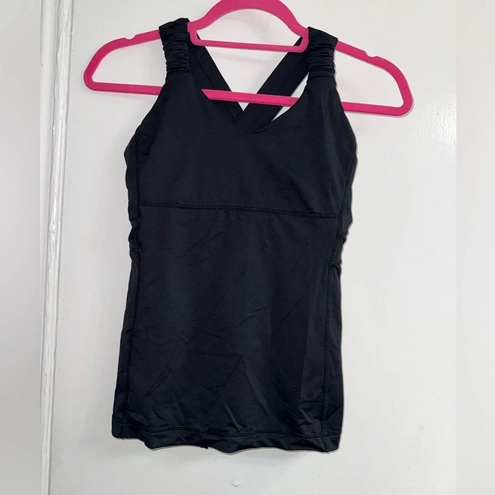 Lululemon push your limits tank size 8